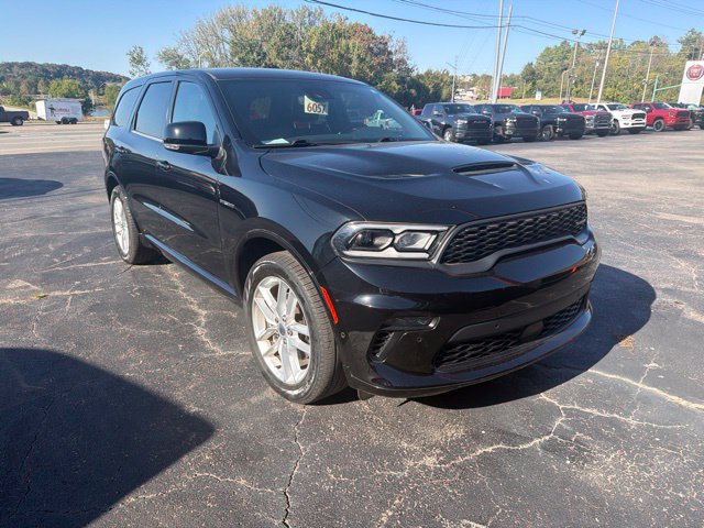 Used 2021 Dodge Durango R/T w/ Technology Group RWD image 2