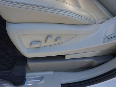 Used 2018 GMC Yukon Denali w/ Open Road Package image 19