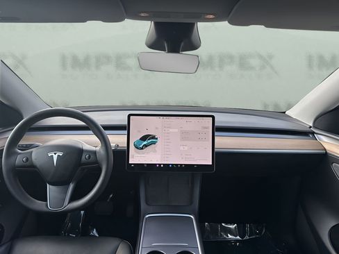 Used 2023 Tesla Model Y Long Range image 14