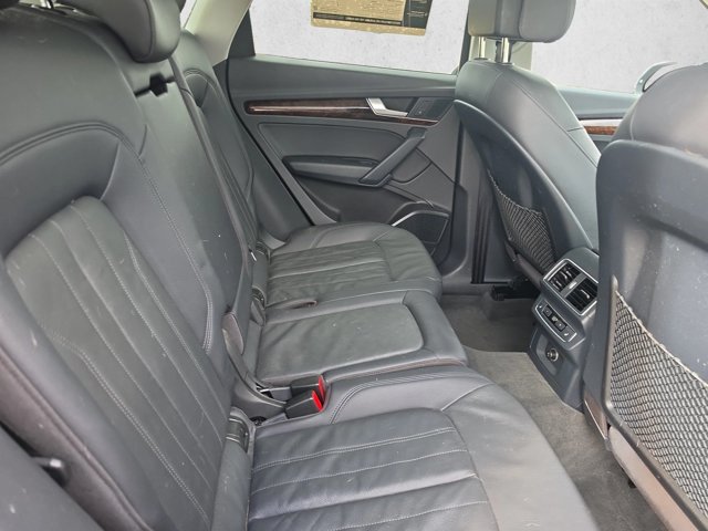 Used 2018 Audi Q5 2.0T Premium Plus w/ Premium Plus Package AWD/4WD image 16