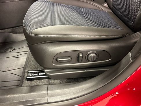 New 2026 Buick Envista Sport Touring w/ Convenience I Package FWD image 21