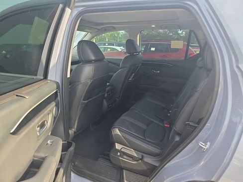 Used 2023 Honda Pilot Touring image 14