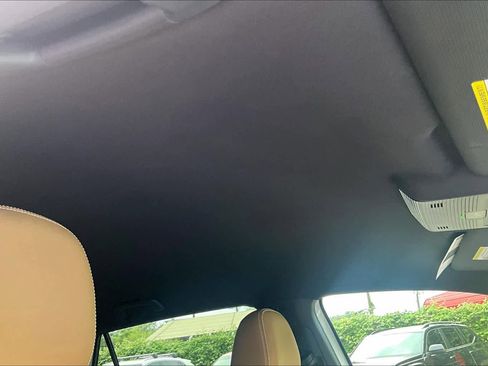 Used 2024 Volkswagen Atlas Cross Sport SE FWD image 14