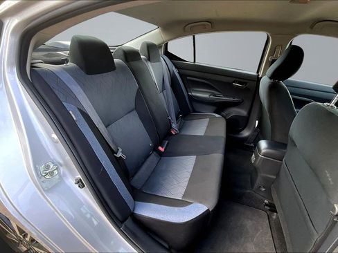 Used 2025 Nissan Versa SV FWD image 25