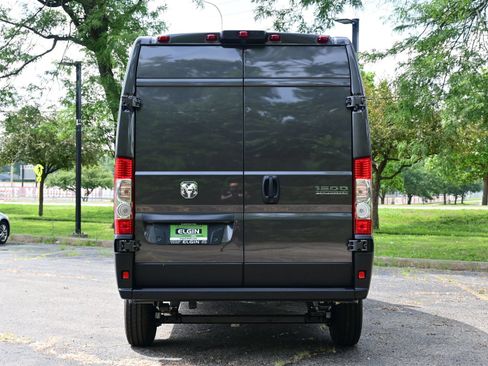 New 2025 RAM ProMaster 1500 w/ Safety Group FWD image 8
