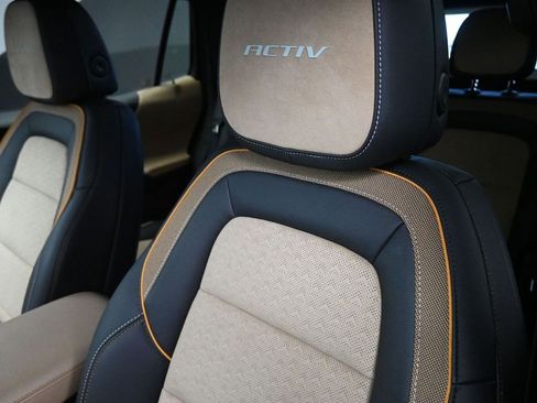 New 2026 Chevrolet Equinox ACTIV w/ Convenience Package III image 17