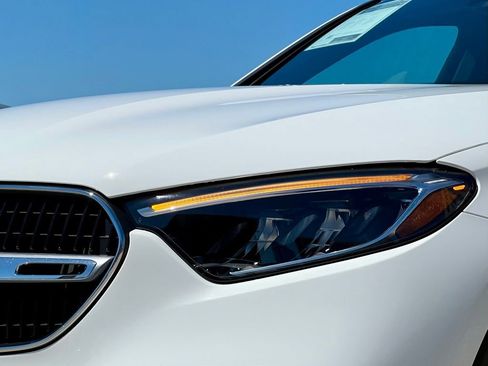 Certified 2023 Mercedes-Benz GLC 300 4MATIC image 9
