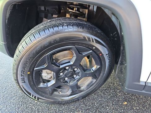 Used 2023 Jeep Compass Trailhawk image 32