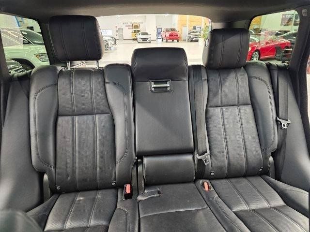 Used 2017 Land Rover Range Rover Supercharged AWD/4WD image 39