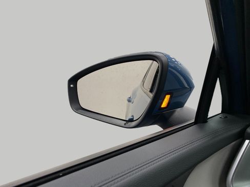 New 2025 Volkswagen Tiguan SE image 20