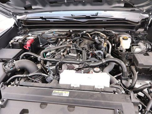 New 2024 Toyota Tacoma SR image 22