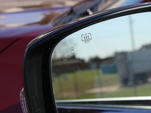 Used 2017 Subaru Forester 2.5i Touring image 3