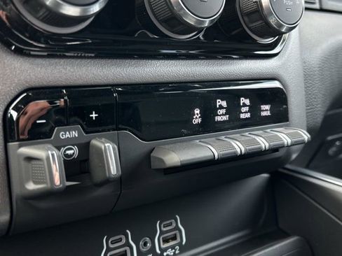 New 2026 RAM 1500 Big Horn AWD/4WD image 40