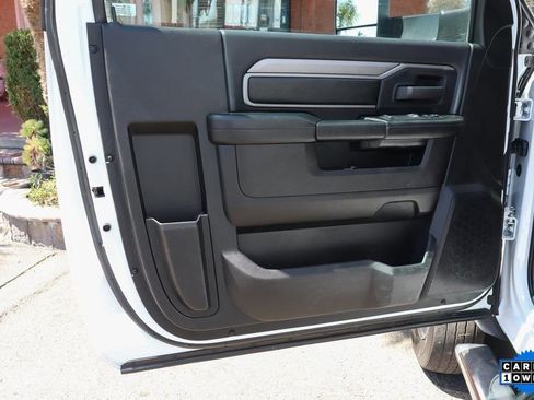 Used 2022 RAM 5500 Tradesman image 15