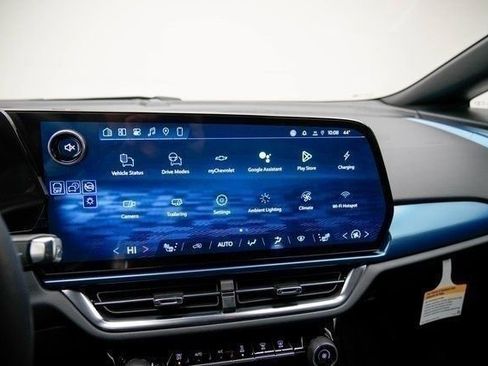 New 2026 Chevrolet Equinox EV LT AWD/4WD image 28