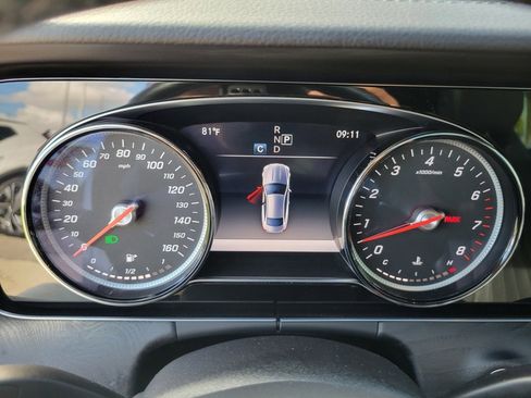 Used 2018 Mercedes-Benz E 400 Coupe image 13