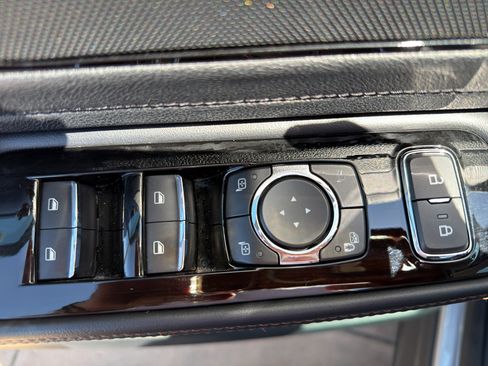 Used 2022 Lincoln Aviator Reserve image 13