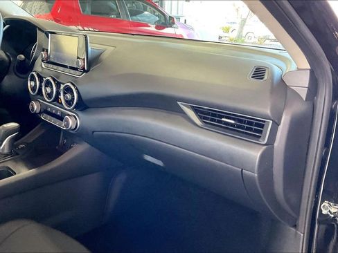 Used 2025 Nissan Sentra S image 22