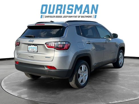 Used 2022 Jeep Compass Latitude w/ Convenience Group AWD/4WD image 6