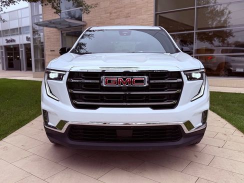 Used 2026 GMC Acadia Elevation w/ Elevation Premium Package AWD/4WD image 3