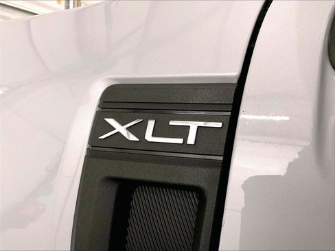 Used 2025 Ford Maverick XLT w/ XLT Luxury Package FWD image 13
