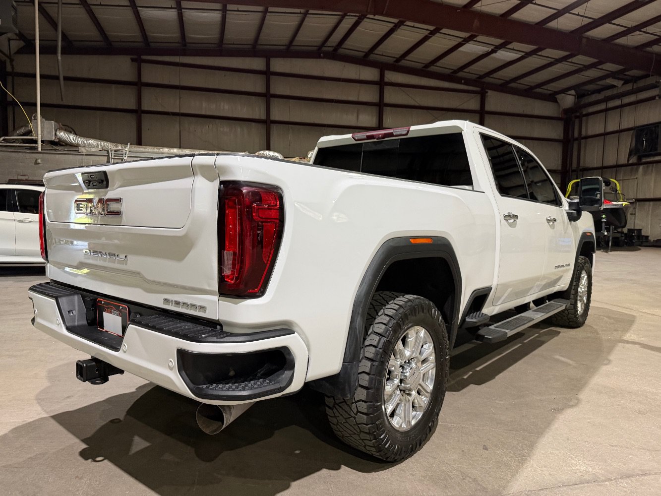 Used 2023 GMC Sierra 2500 Denali w/ Denali Ultimate Package AWD/4WD image 5