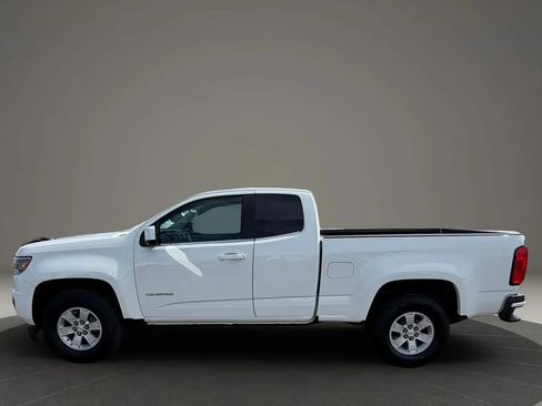 Used 2020 Chevrolet Colorado W/T w/ WT Convenience Package RWD image 3