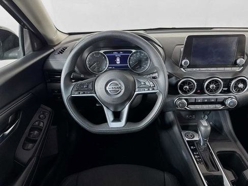 Certified 2023 Nissan Sentra SV FWD image 19