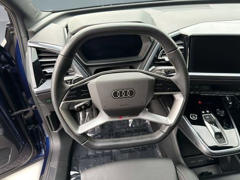 Used 2024 Audi Q4 e-tron Premium Plus w/ Premium Plus AWD/4WD image 29