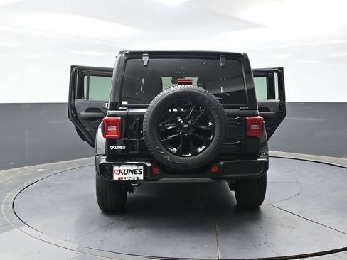 Used 2023 Jeep Wrangler Unlimited Sahara AWD/4WD image 58