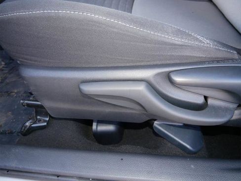 Certified 2018 Toyota Yaris LE image 16