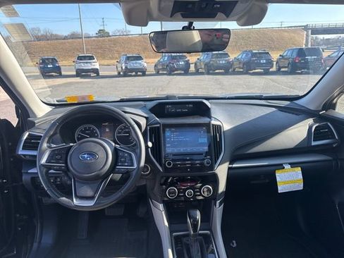 Used 2021 Subaru Forester Limited image 15