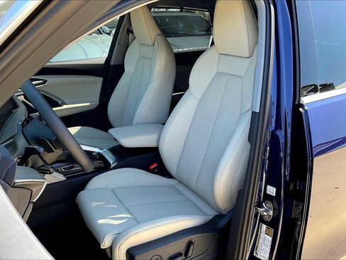 New 2025 Audi Q5 Premium Plus image 9