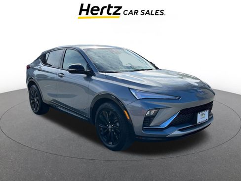 Used 2025 Buick Envista Sport Touring image 1