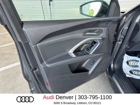 Used 2025 Audi Q5 Premium w/ Convenience Package AWD/4WD image 10
