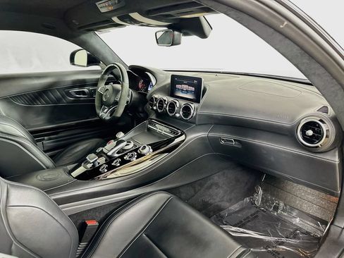 Used 2016 Mercedes-Benz AMG GT S image 26