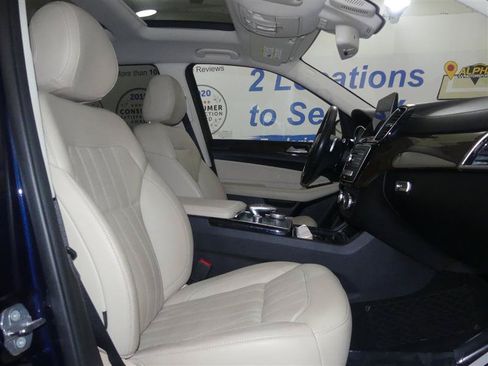 Used 2019 Mercedes-Benz GLS 450 4MATIC image 8