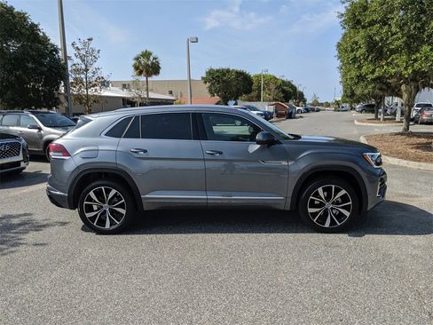 New 2025 Volkswagen Atlas Cross Sport SEL Premium R-Line image 3