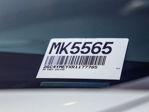 Used 2024 Chevrolet Silverado 2500 Custom w/ Custom Value Package image 31