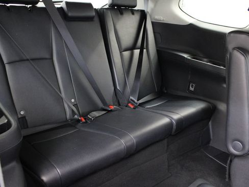 Used 2025 Toyota Grand Highlander AWD image 19