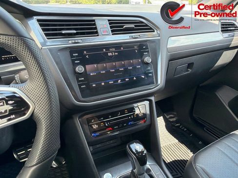 Used 2022 Volkswagen Tiguan SE R-Line FWD image 59