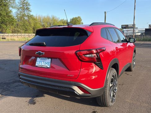 New 2026 Chevrolet Trax RS FWD image 24