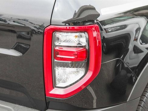 Used 2025 Ford Bronco Sport Heritage w/ Convenience Package image 11