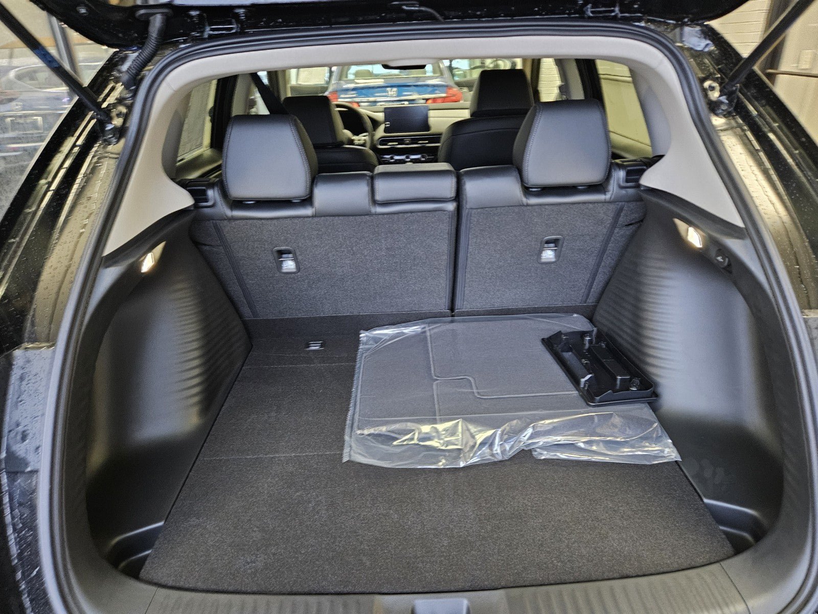 New 2027 Honda HR-V EX-L image 9