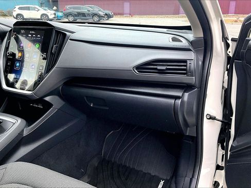 Used 2024 Subaru Crosstrek 2.0i Premium image 16