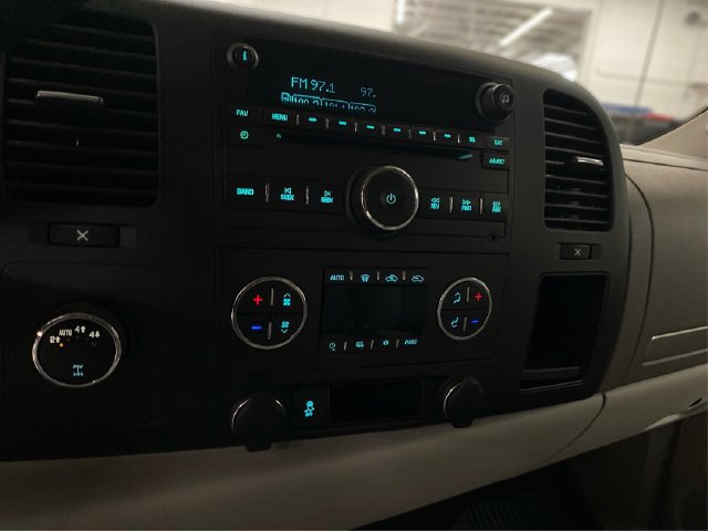 Used 2013 Chevrolet Silverado 1500 LT w/ All-Star Edition AWD/4WD image 29