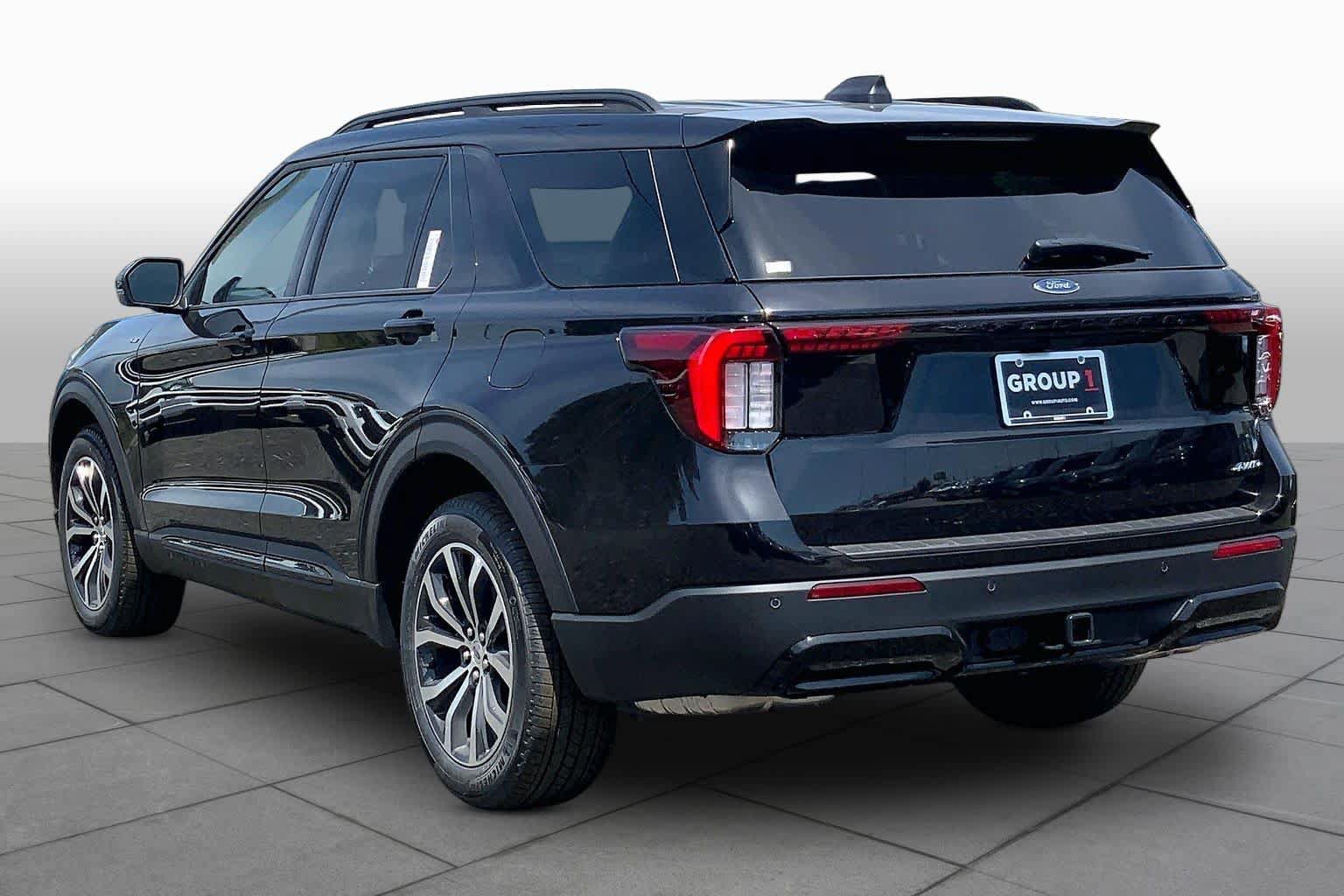 New 2026 Ford Explorer ST-Line AWD/4WD image 11