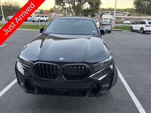Used 2026 BMW X6 xDrive40i w/ Premium Package image 2