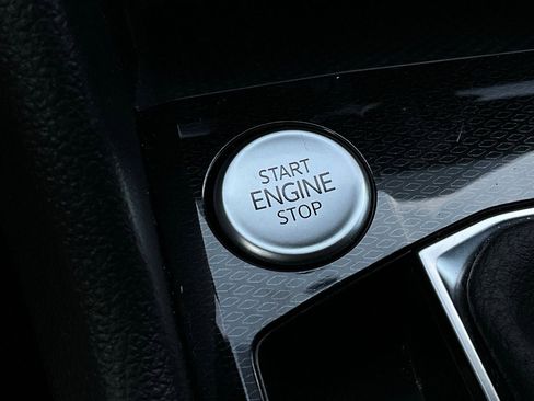 Used 2025 Volkswagen Taos S image 23