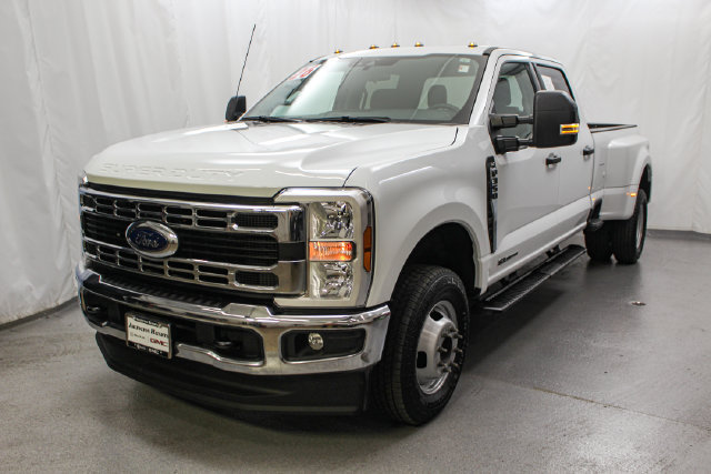 Certified 2026 Ford F350 XLT AWD/4WD image 4